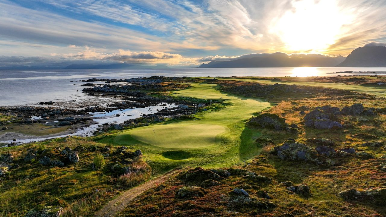 Lofoten Links